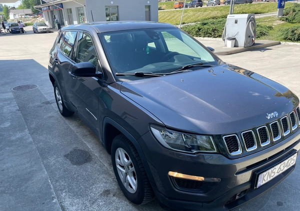 Jeep Compass cena 62900 przebieg: 85000, rok produkcji 2017 z Miejska Górka małe 277